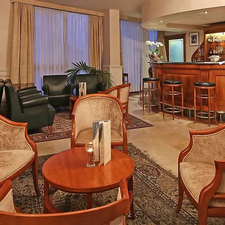 Savoy Palace 4*