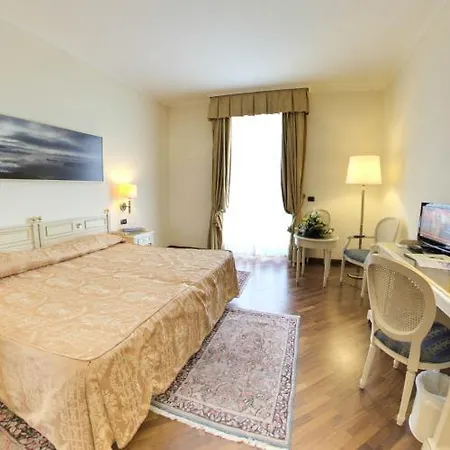 Savoy Palace 4*