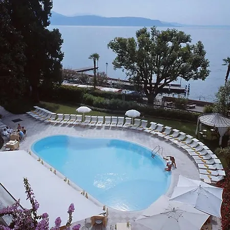 Savoy Palace Otel